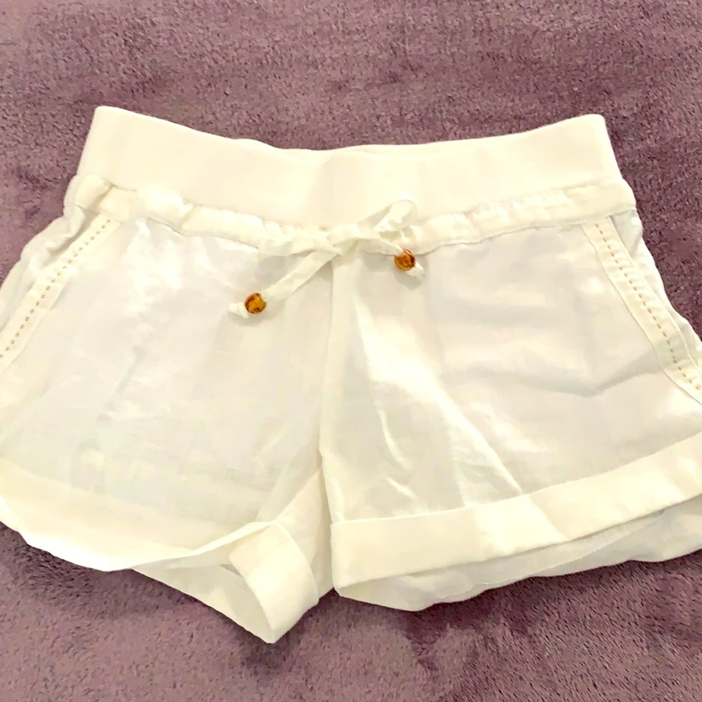 Women’s 100% Linen shorts size small